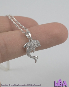 animal_jewelry_-_925_sterling_silver_dolphin_crystal_high_quality_round_shape_cubic_zirconia_pendant_necklace_pn00253_6__79781-1477102754